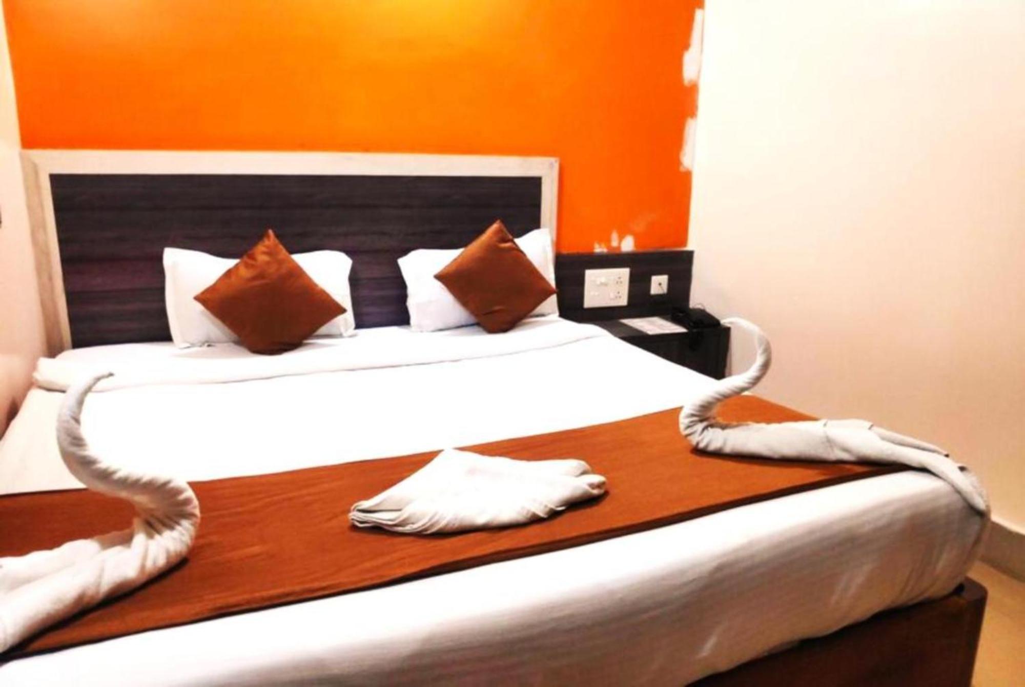 Hotel Krishna Residency Puri Near Sea Beach Best Choice Of Travellers By Morservices מראה חיצוני תמונה